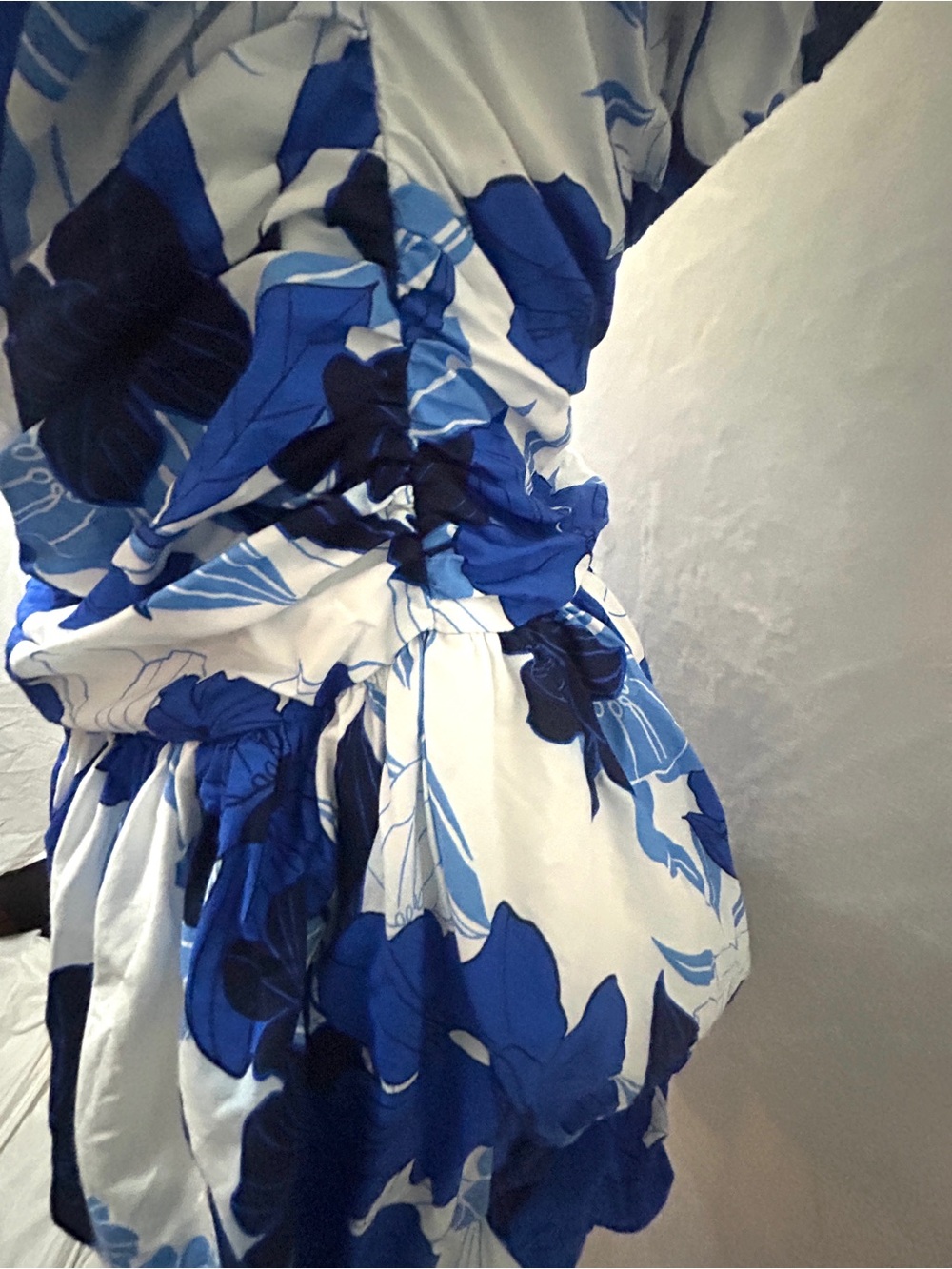 En Crème Blue Floral Print Halter Neck Ruched Bubble Hem Romper Dress Size M - Picture 8 of 14